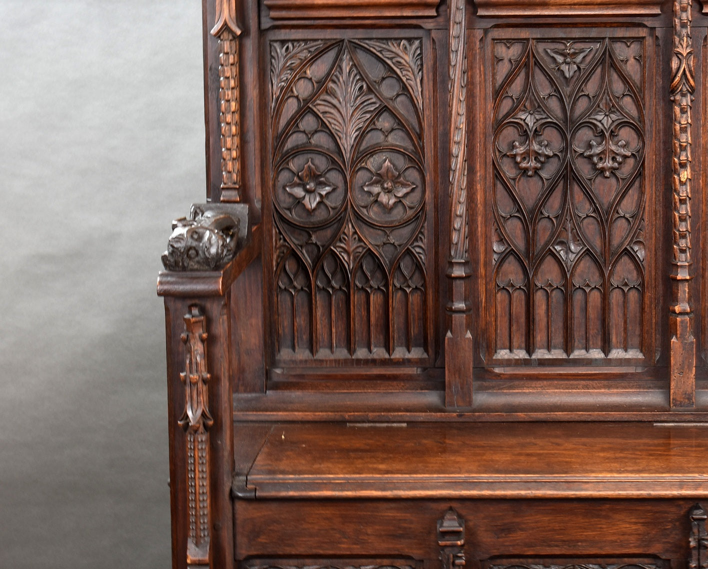 French Oak Carved Settle/Bench