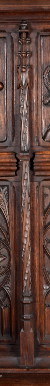 French Oak Carved Settle/Bench