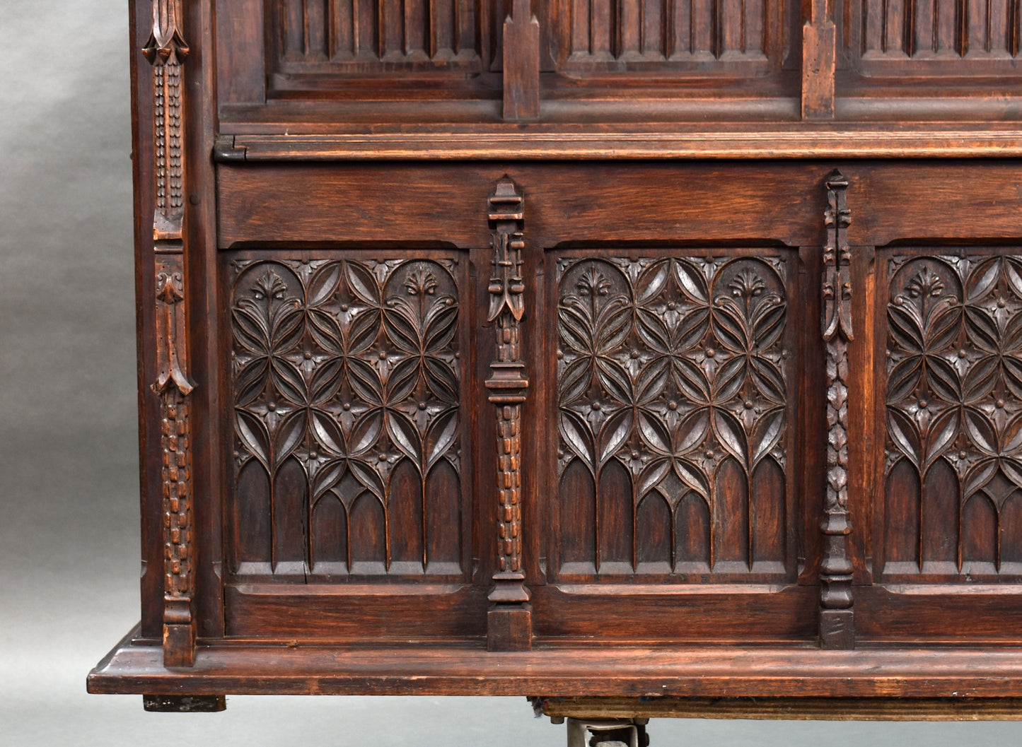 French Oak Carved Settle/Bench