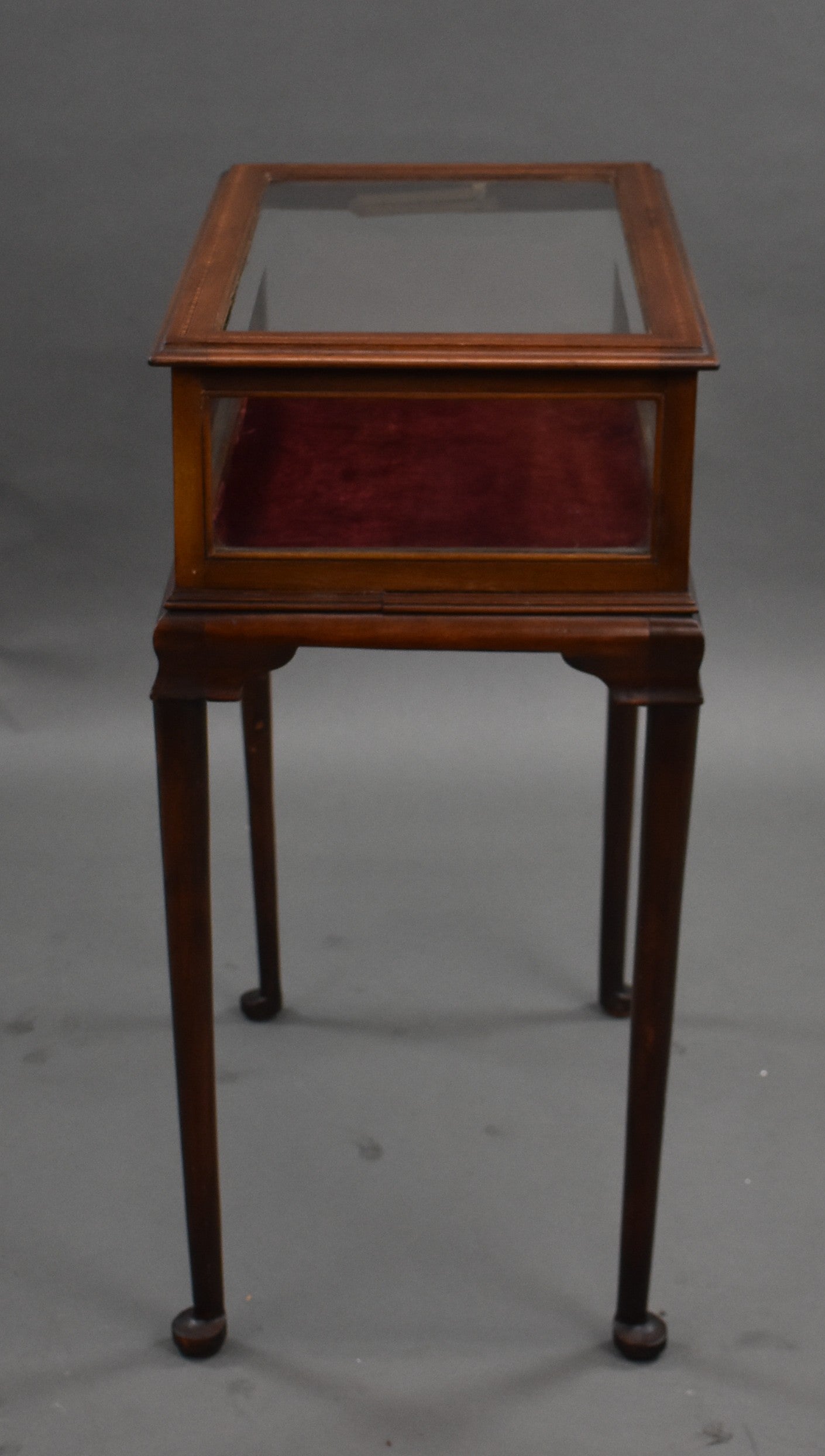Edwardian Mahogany Bijouterie/Treasure Table