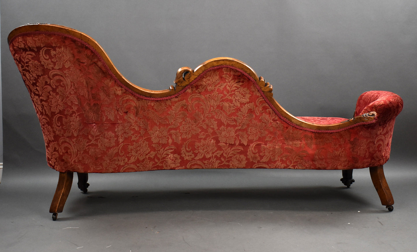 Victorian Mahogany Chaise Lounge