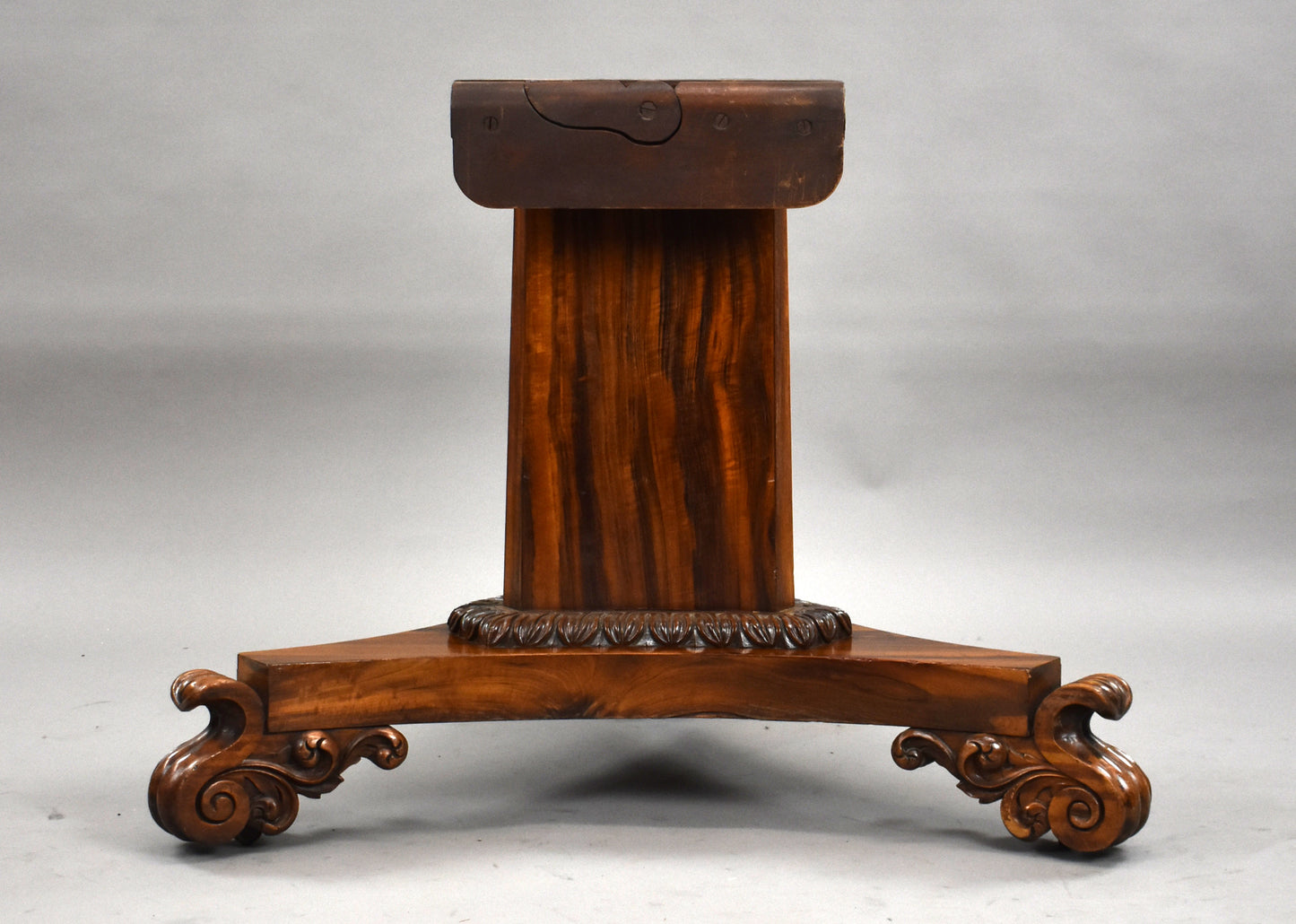 Victorian Rosewood Circular Breakfast Table