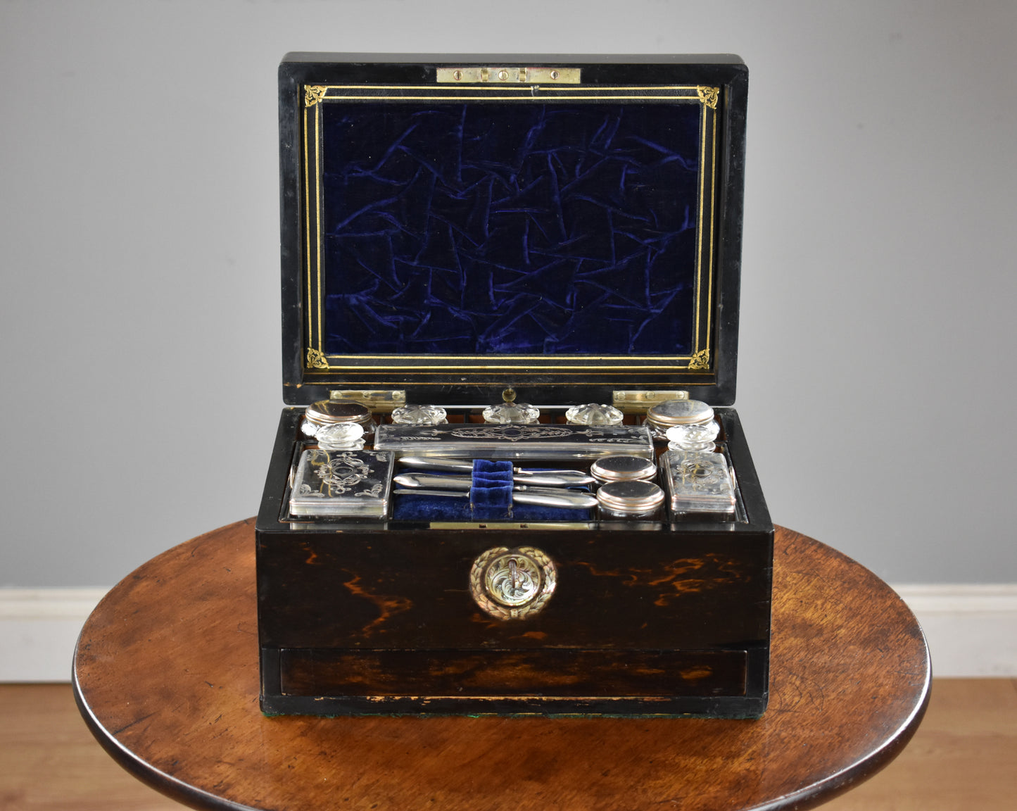 Victorian Rosewood Vanity box/Jewellery case