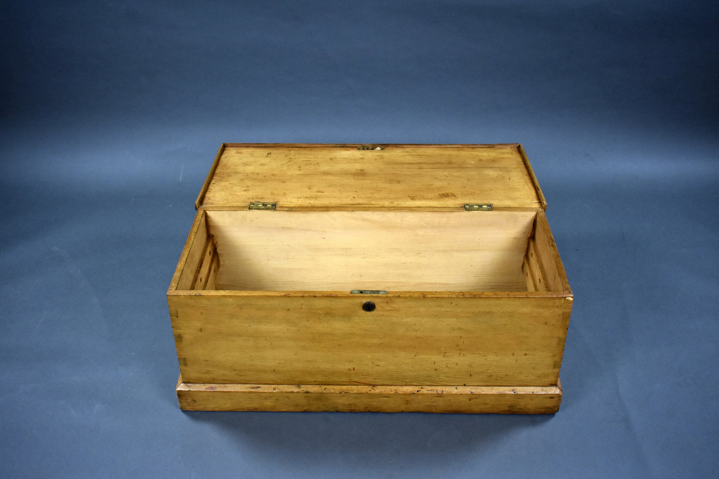 Pine Fitted Box