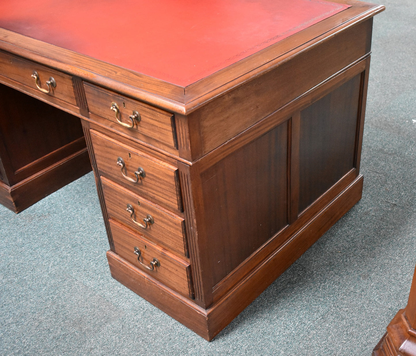 Victorian Mahogany Pedestal Desk