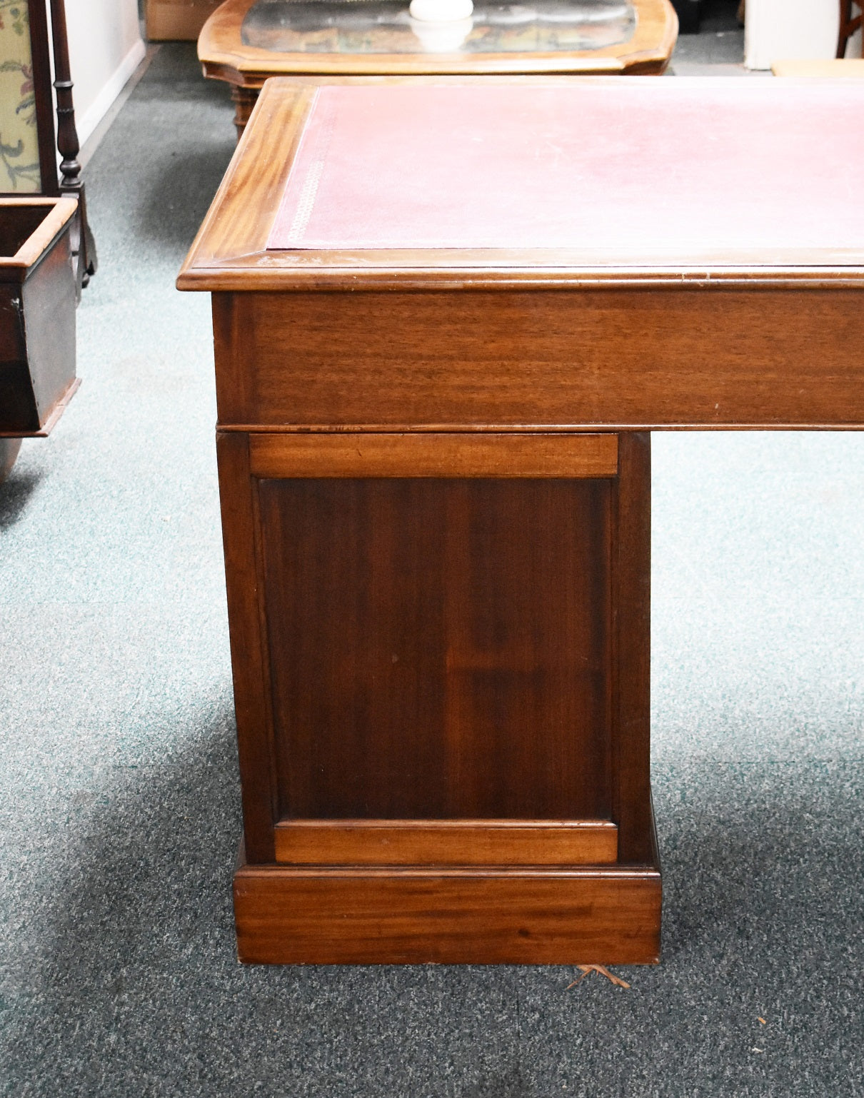 Victorian Mahogany Pedestal Desk