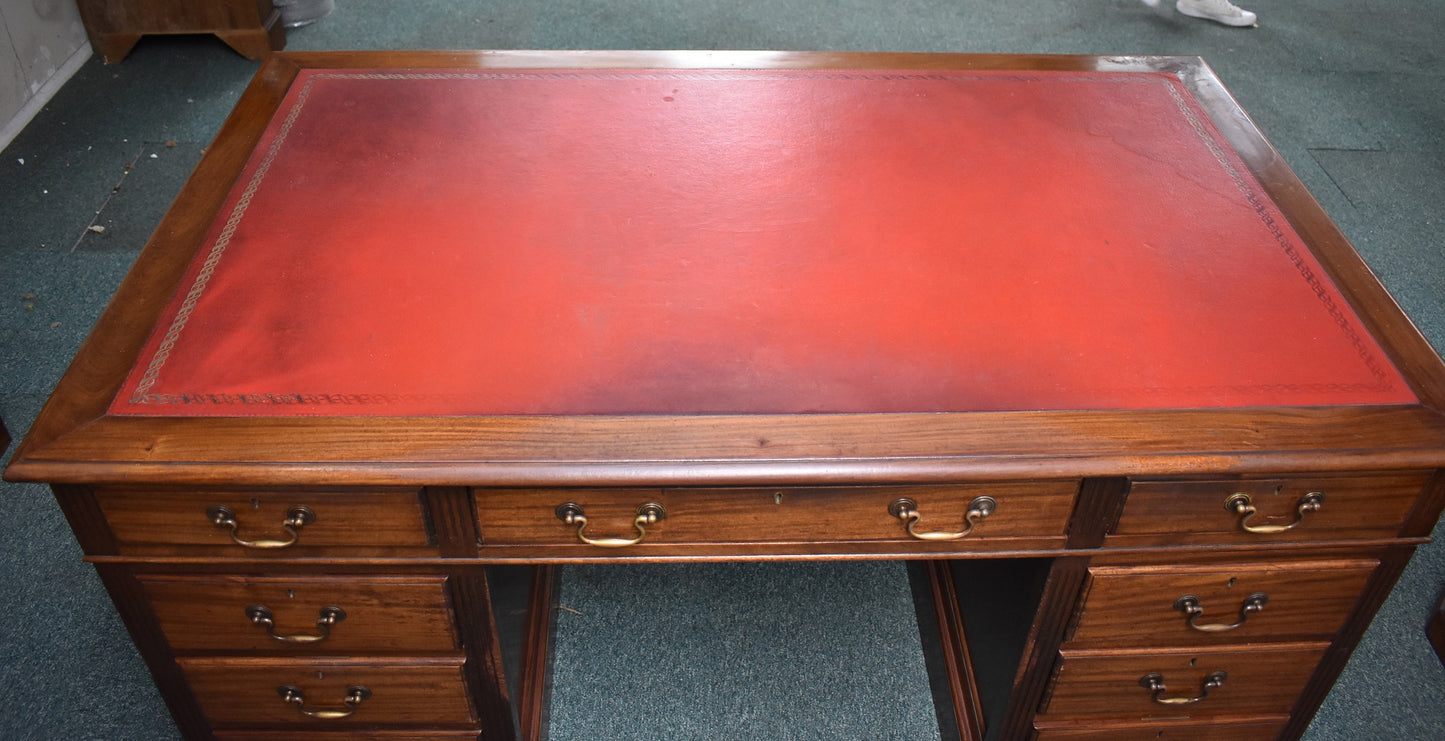 Victorian Mahogany Pedestal Desk