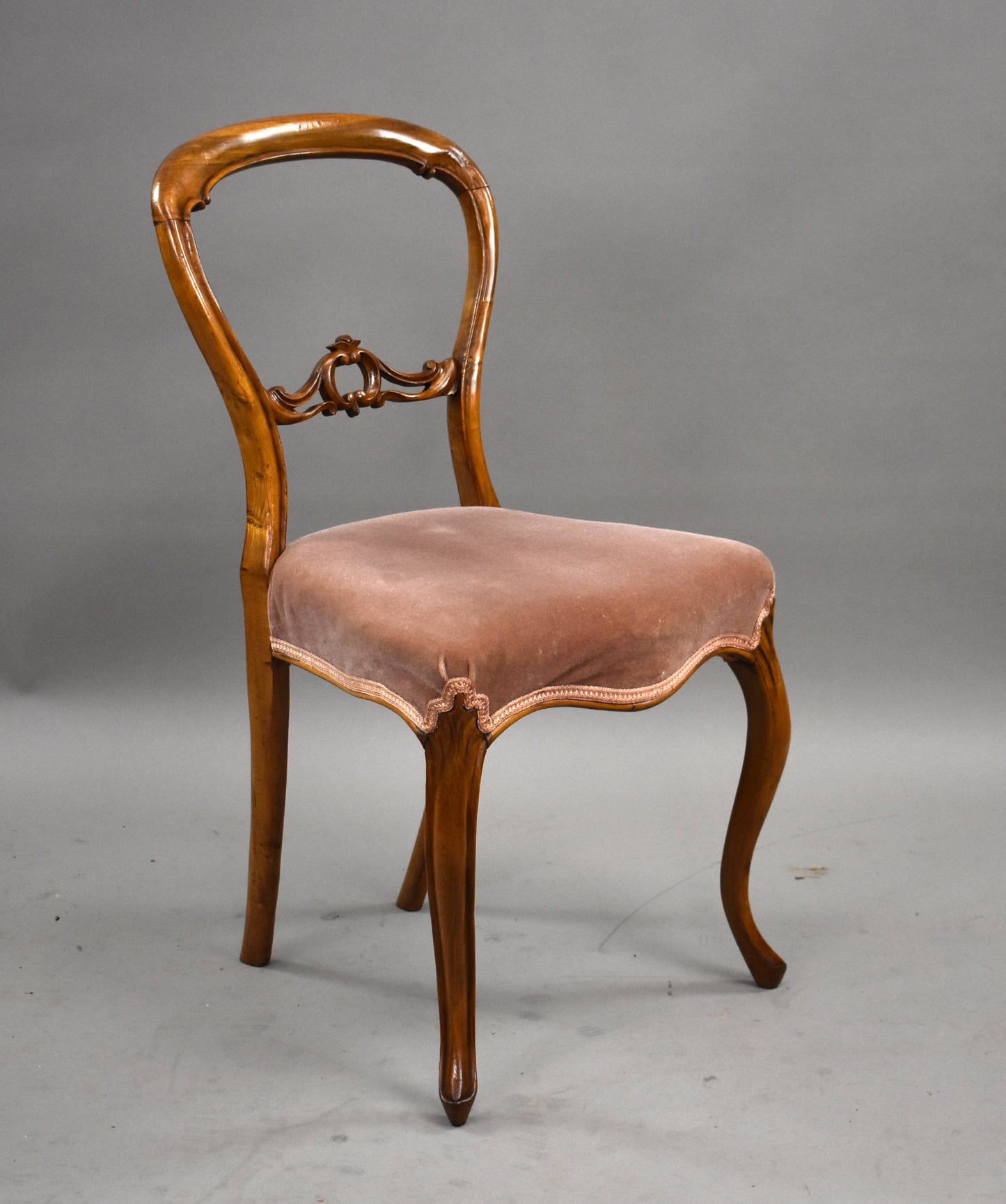 Set Six Victorian Walnut Chairs