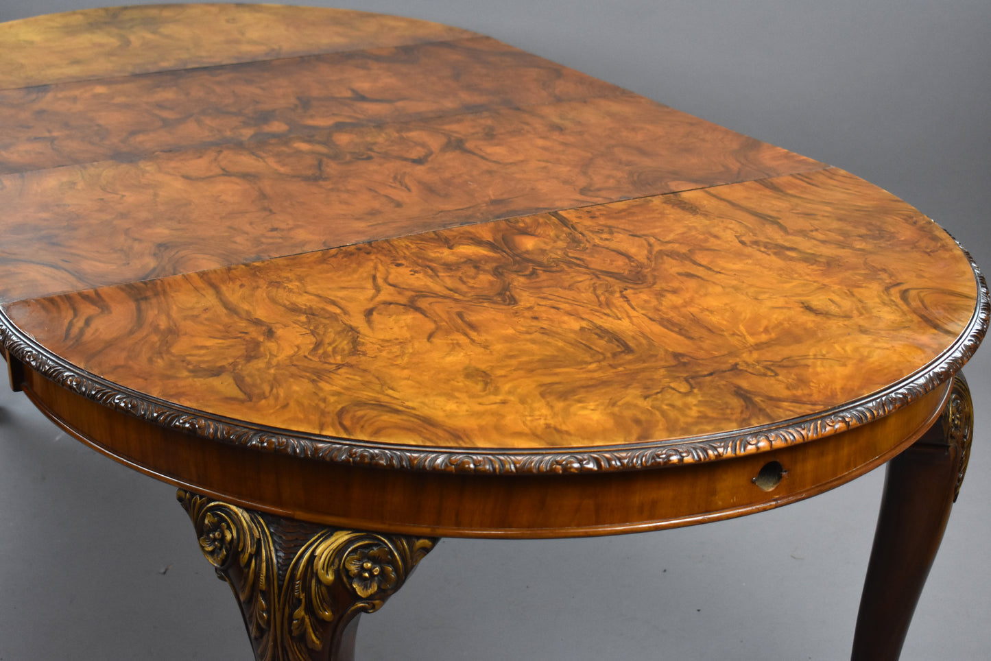 Queen Anne Style Walnut Extending Dining Table & Four Walnut Chairs