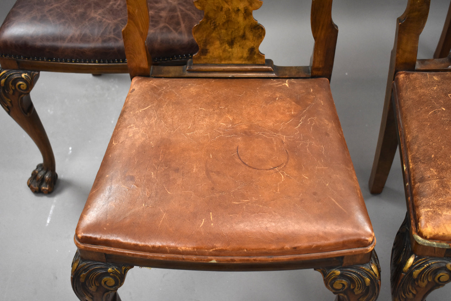 Queen Anne Style Walnut Extending Dining Table & Four Walnut Chairs
