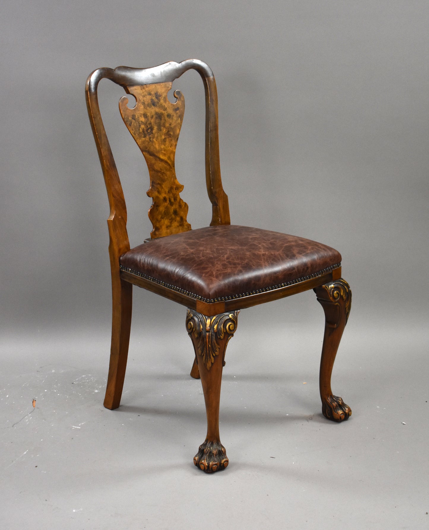 Queen Anne Style Walnut Extending Dining Table & Four Walnut Chairs