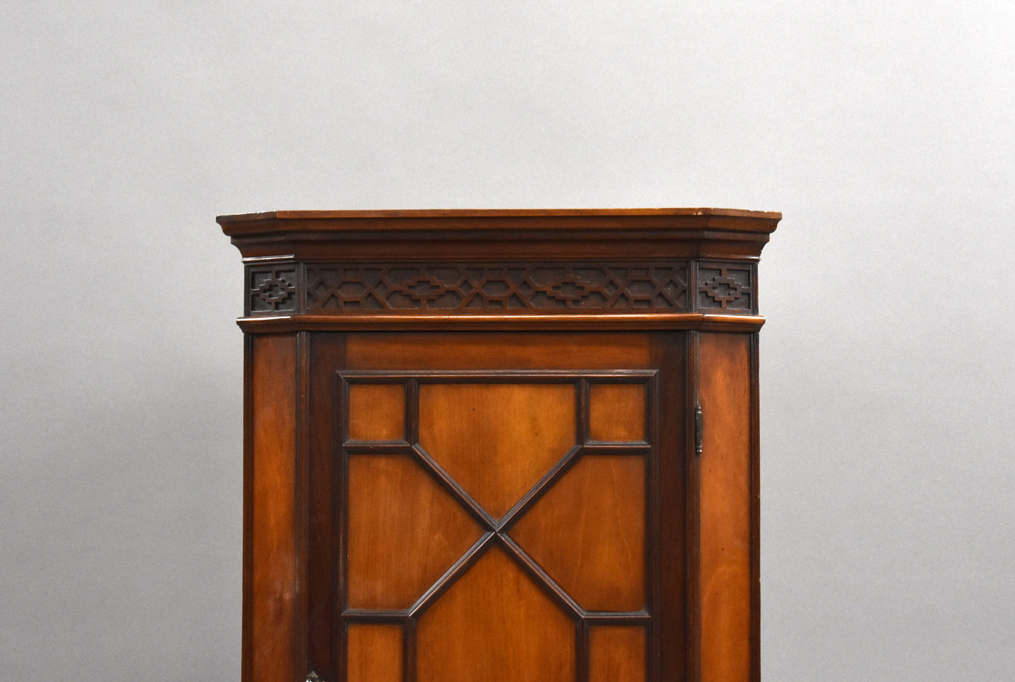 Edwardian Mahogany Corner Caupboard