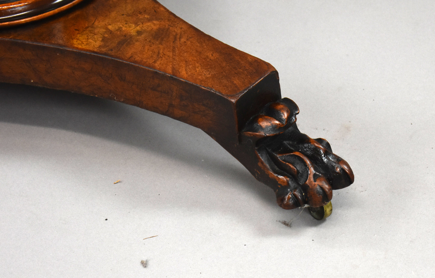 Regency Quarter-Veneered Burr Elm Tilt-Top Centre Table
