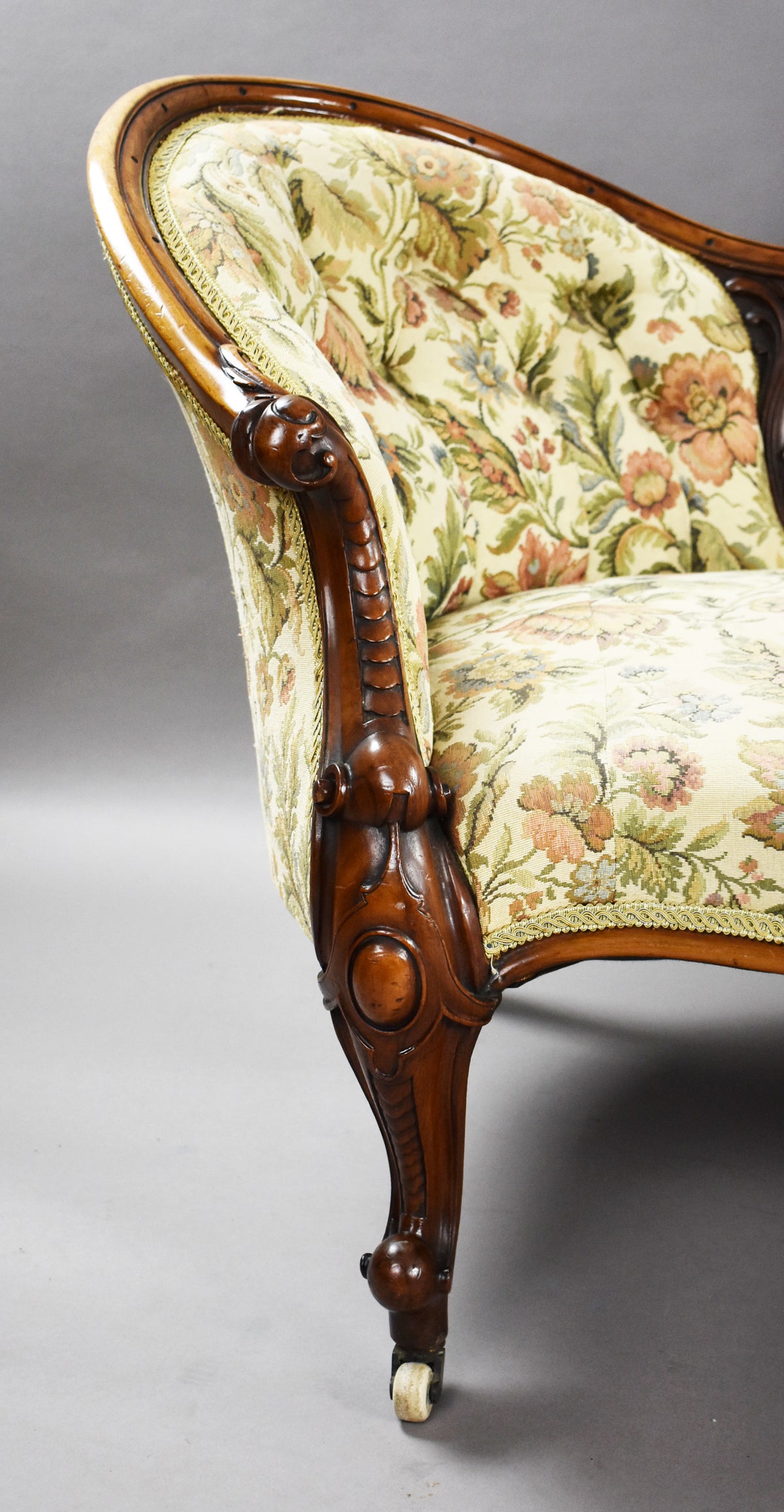 Victorian Walnut Carved Chaise/Sofa