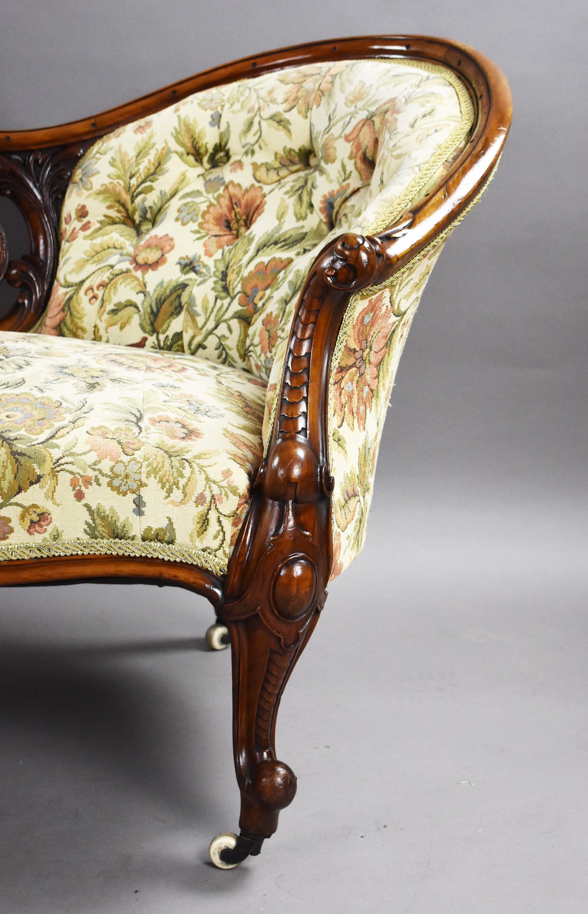 Victorian Walnut Carved Chaise/Sofa